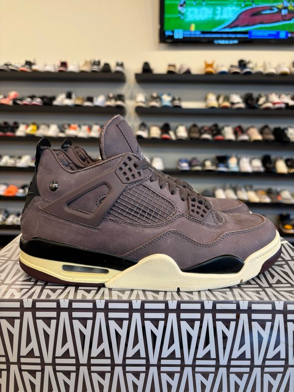 Jordan 4 A Ma Maniere Violet Ore Size 7 (8.5W) Pre-Owned
