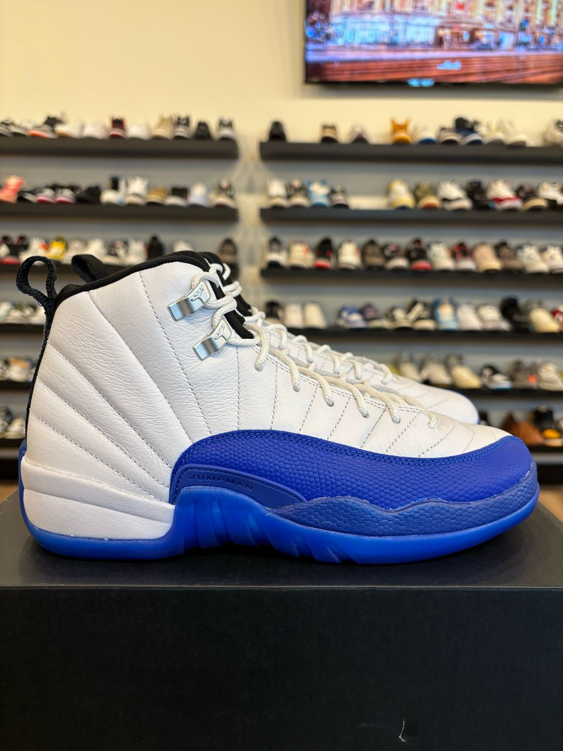 Jordan 12 Blueberry Size 7Y (8.5W) Brand New