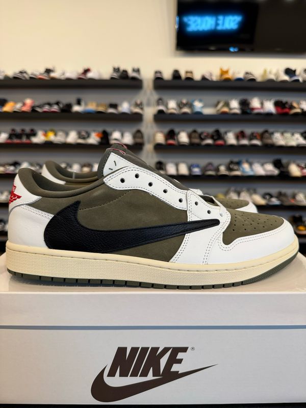 Jordan 1 Low Travis Scott Medium Olive Size 13 Brand New