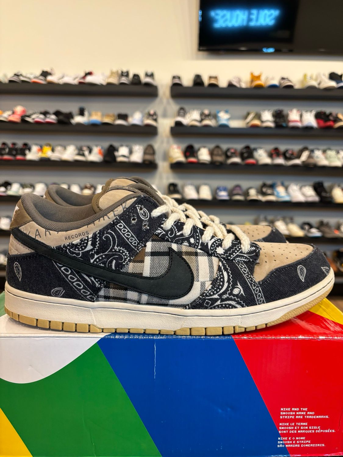 Nike SB Dunk Low Travis Scott Size 13 Pre-Owned
