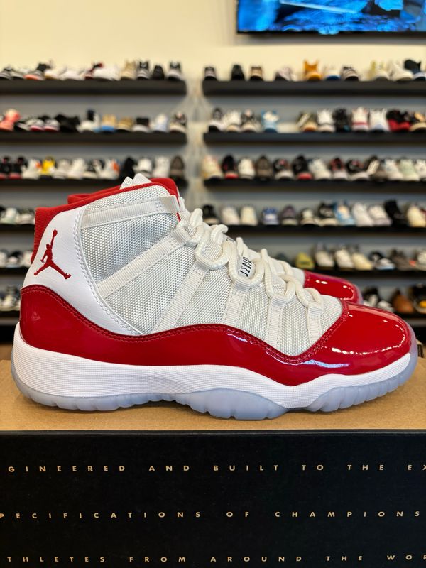 Jordan 11 Cherry Size 7Y (8.5W) Pre-Owned