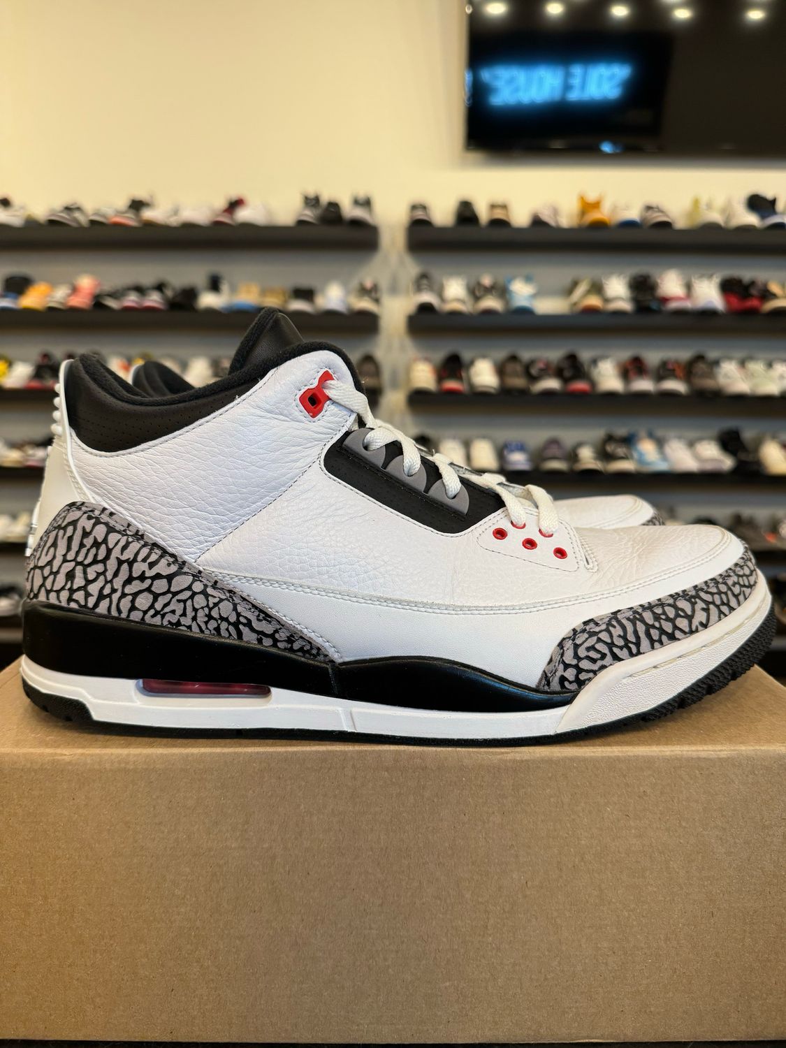 Jordan 3 Infrared Size 13 Pre-Owned (No Box)