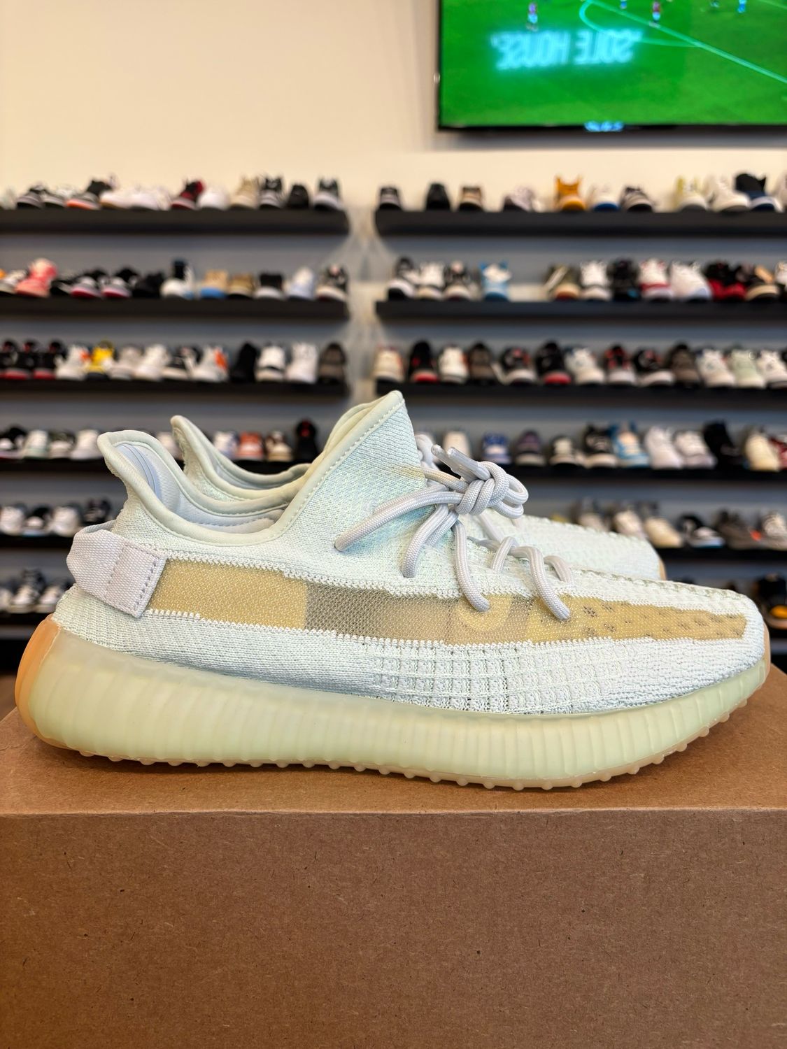 Yeezy 350 V2 Hyper Space Size 9.5 Brand New (No Box)