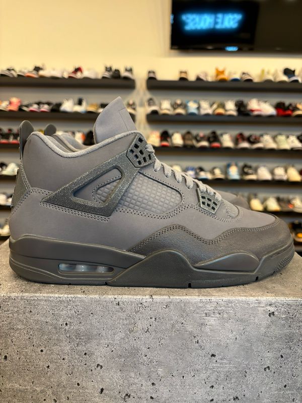 Jordan 4 Wet Cement Size 10 Pre-Owned