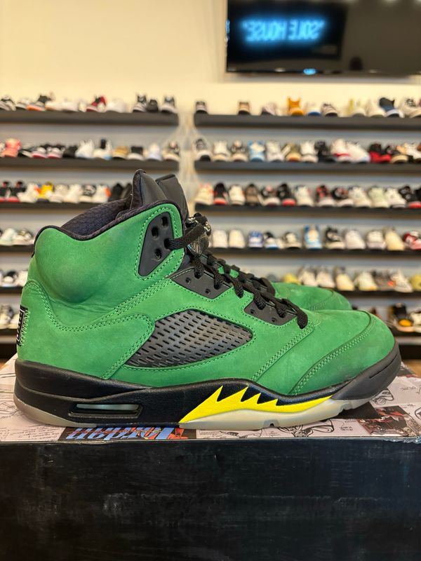 Jordan 5 Oregon SE Size 11.5 Pre-Owned