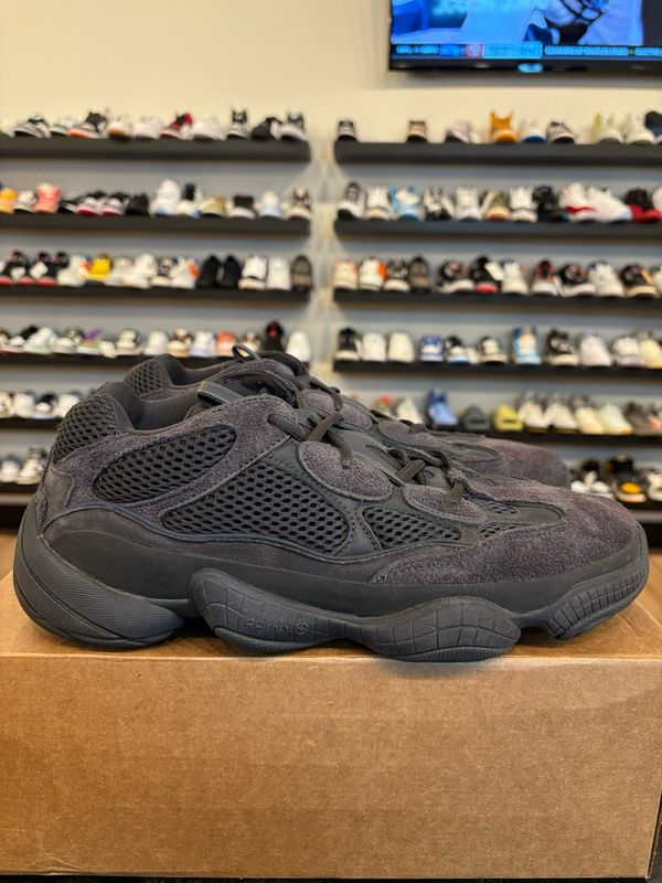 Yeezy 500 Utility Black Size 12 Pre-Owned (No Box)