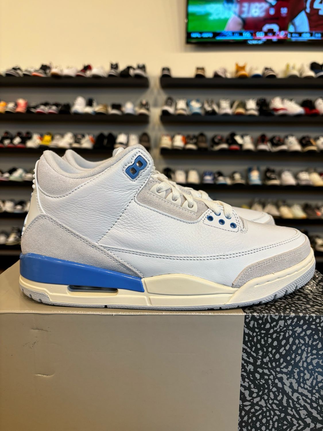 Jordan 3 Lucky Shorts Size 8.5 Brand New