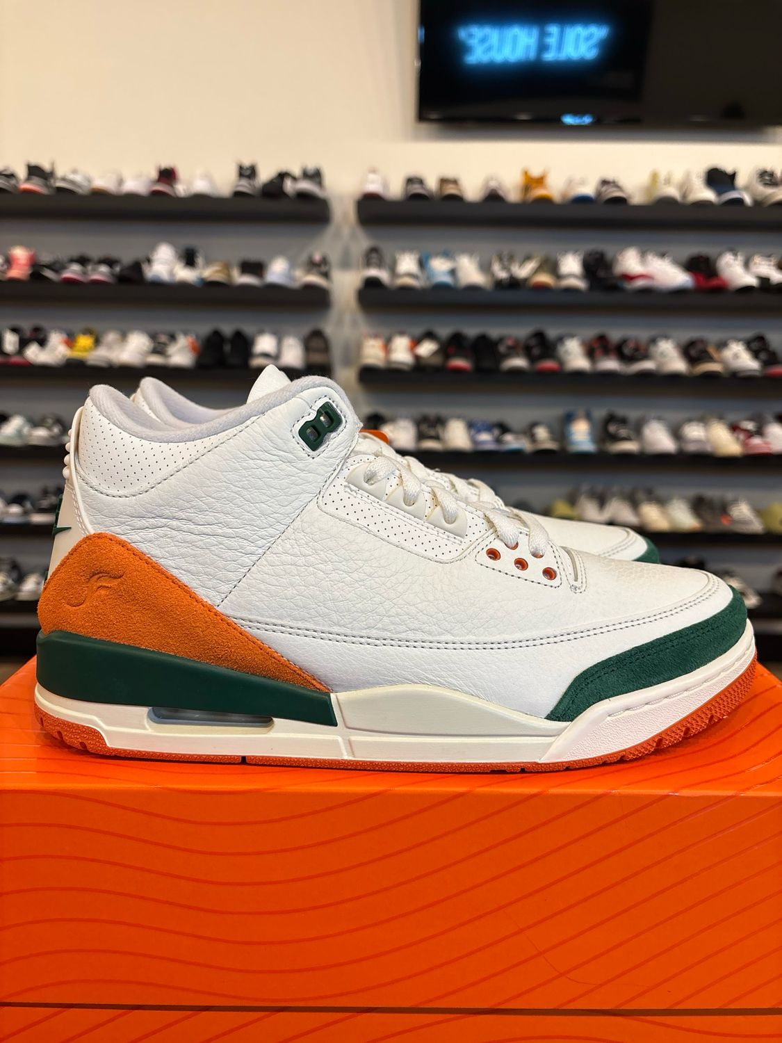 Jordan 3 Solefly Miami Size 10.5 Brand New