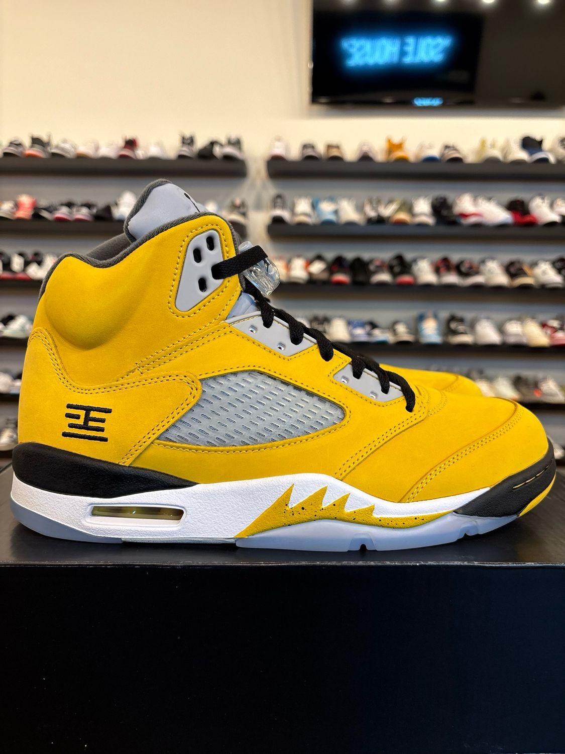 Jordan 5 Tokyo 2025 Size 10.5 Brand New