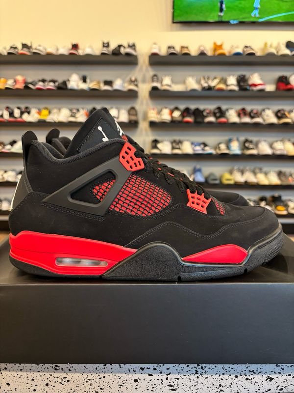 Jordan 4 Red Thunder Size 12 Pre-Owned