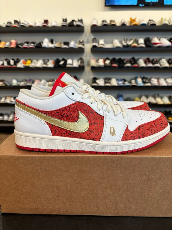 Jordan 1 Low Spades Size 11 Pre-Owned (No Box)