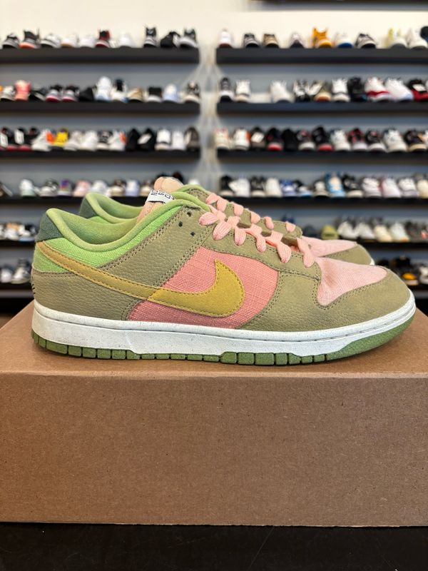 Nike Dunk Low Sun Club Size 9 Pre-Owned (No Box)