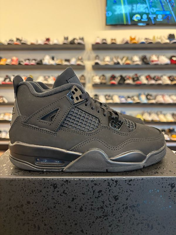 Jordan 4 Black Cat 2025 Size 4Y (5.5W) Brand New
