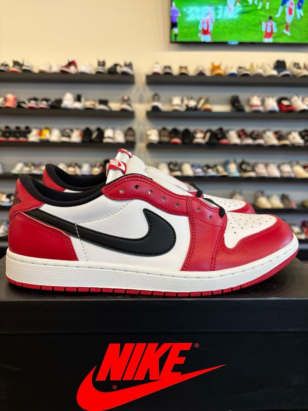 Jordan 1 Low Chicago 2025 Size 11 Brand New