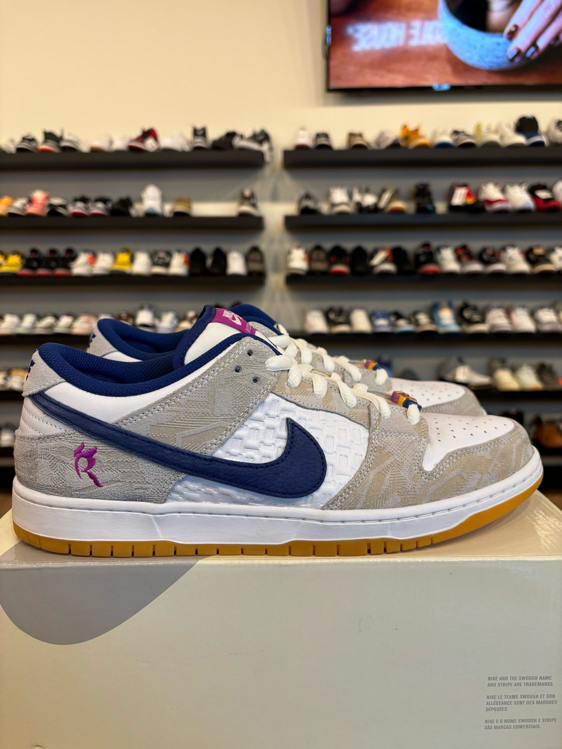 Nike SB Dunk Low Rayssa Leal Size 12 Pre-Owned