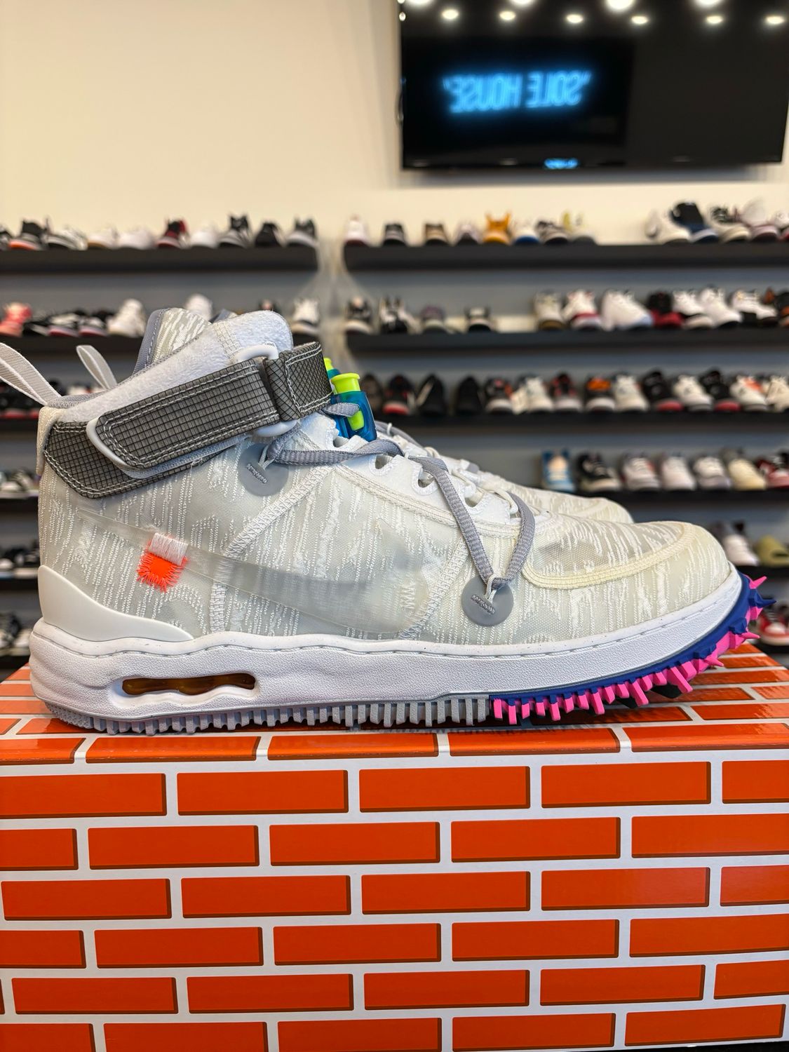 Nike Air Force 1 Mid Off-White Size 13 Brand New