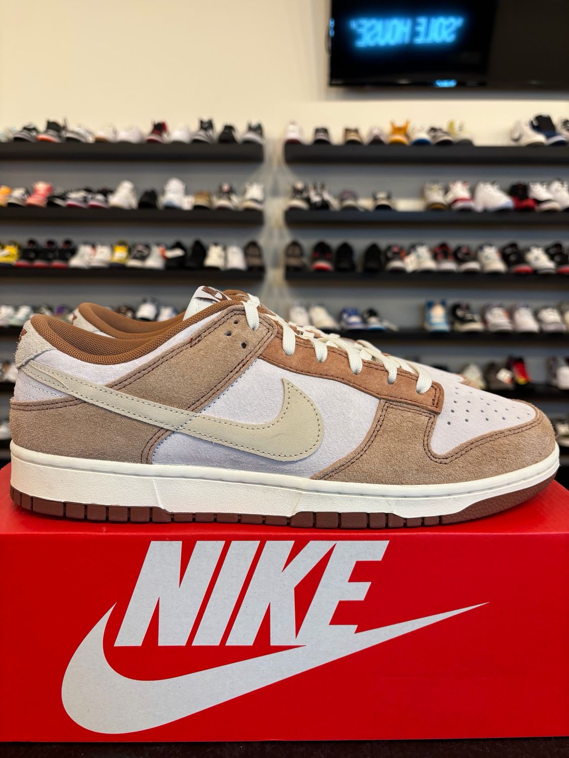 Nike Dunk Low Medium Curry Size 13 Brand New