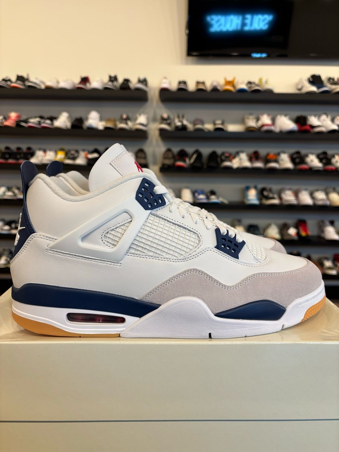 Jordan 4 SB Navy Size 13 Brand New