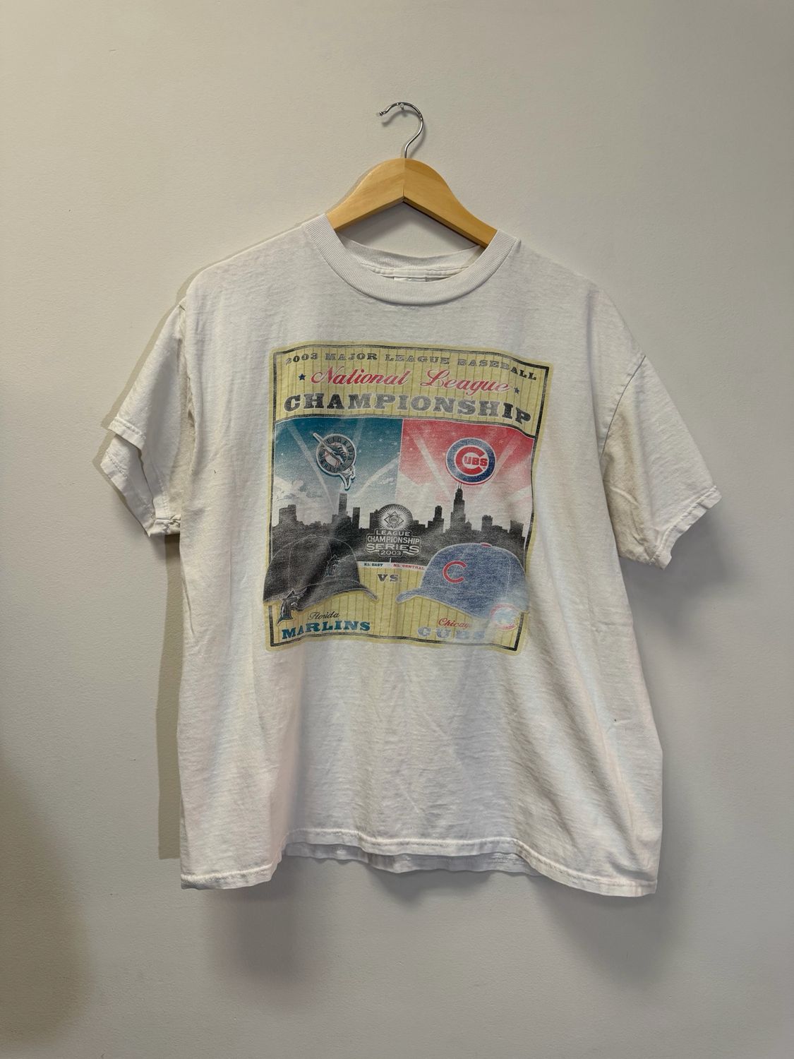 Chicago Cubs Marlins 2003 Tee White Size Large VINTAGE