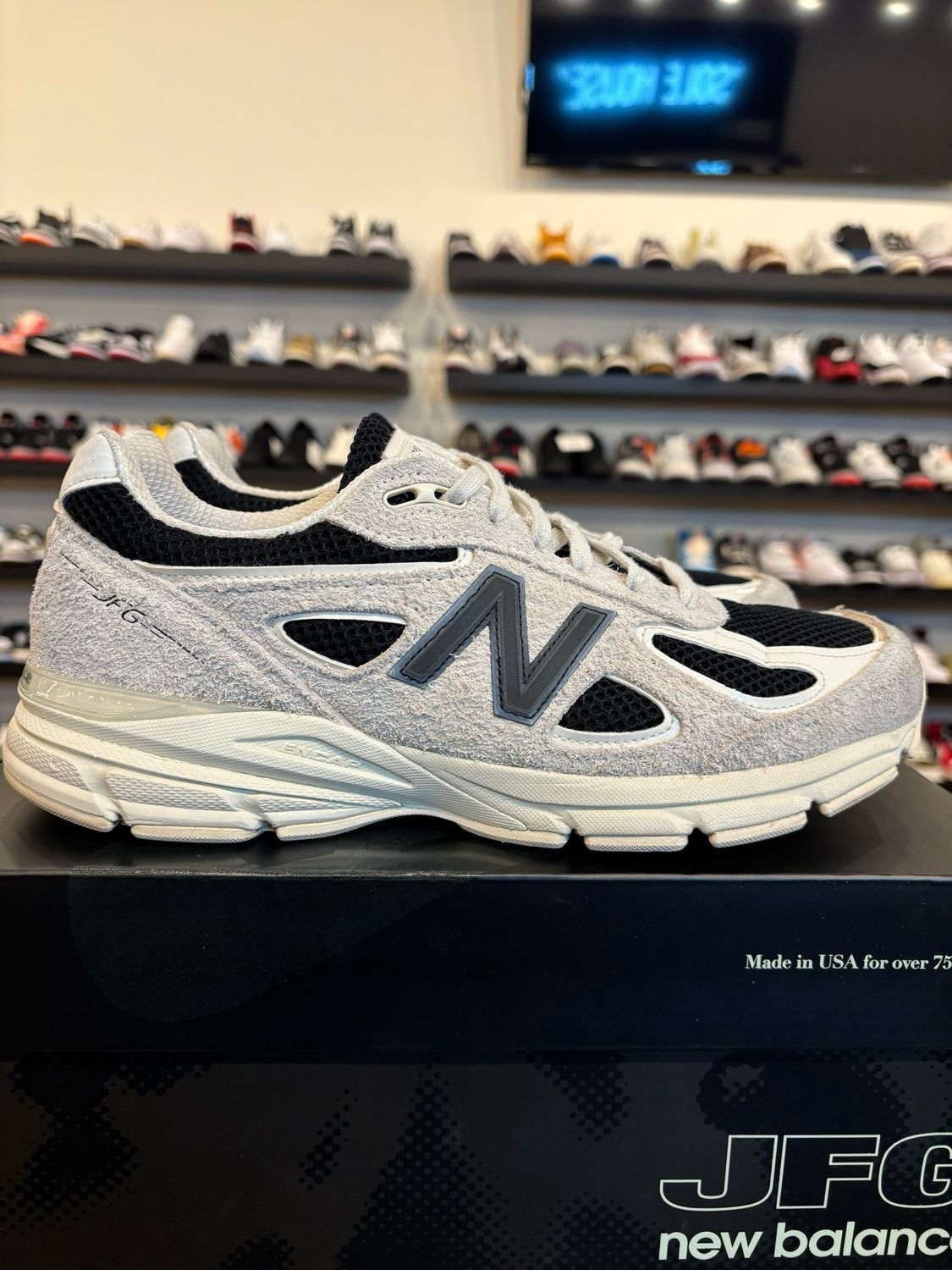 New Balance 990v4 JFG Intro Size 8.5 Pre-Owned