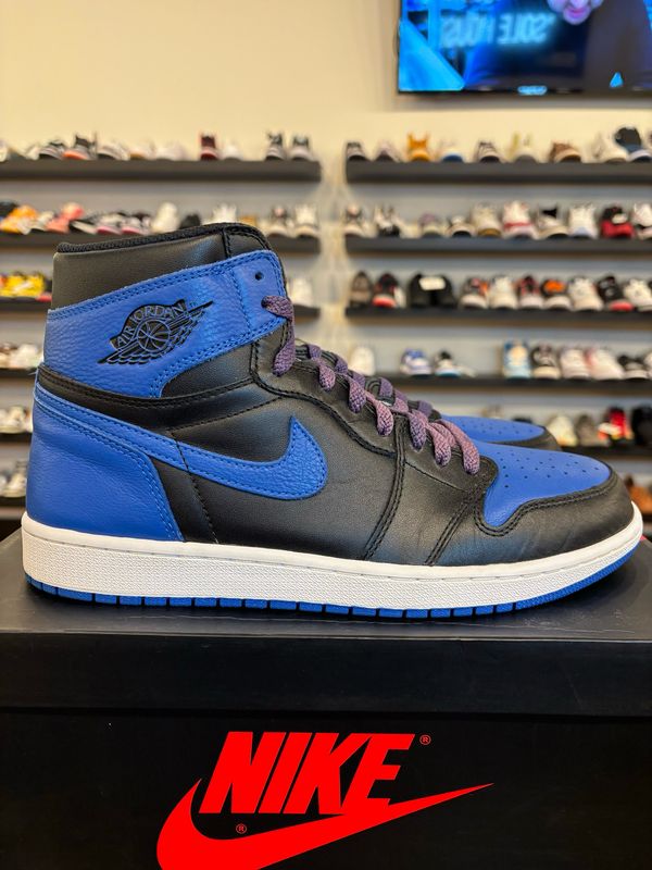 Jordan 1 Royal 2017 Size 11 Pre-Owned
