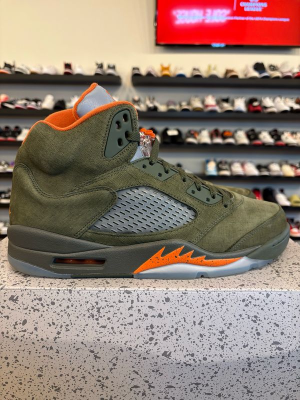 Jordan 5 Olive Size 12 Pre-Owned