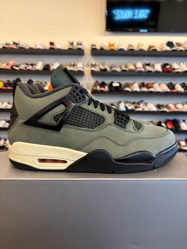 Jordan 4 Undefeated Size 9.5 Brand New