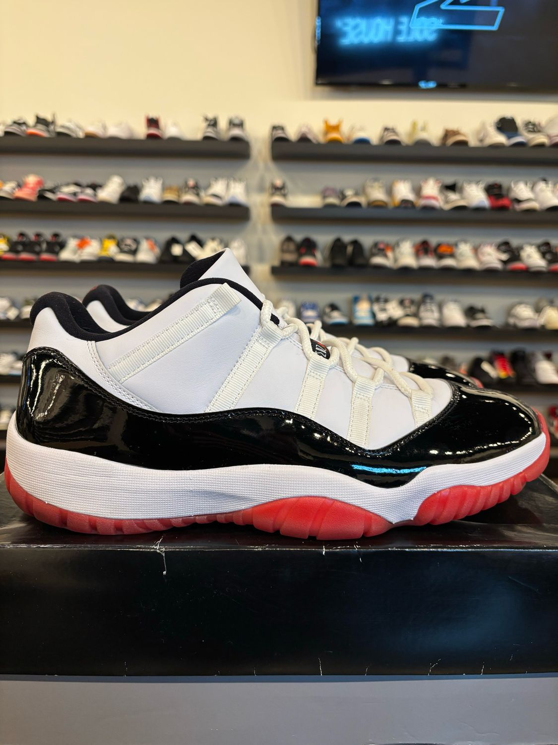 Jordan 11 Low Concord Bred Size 13 Pre-Owned