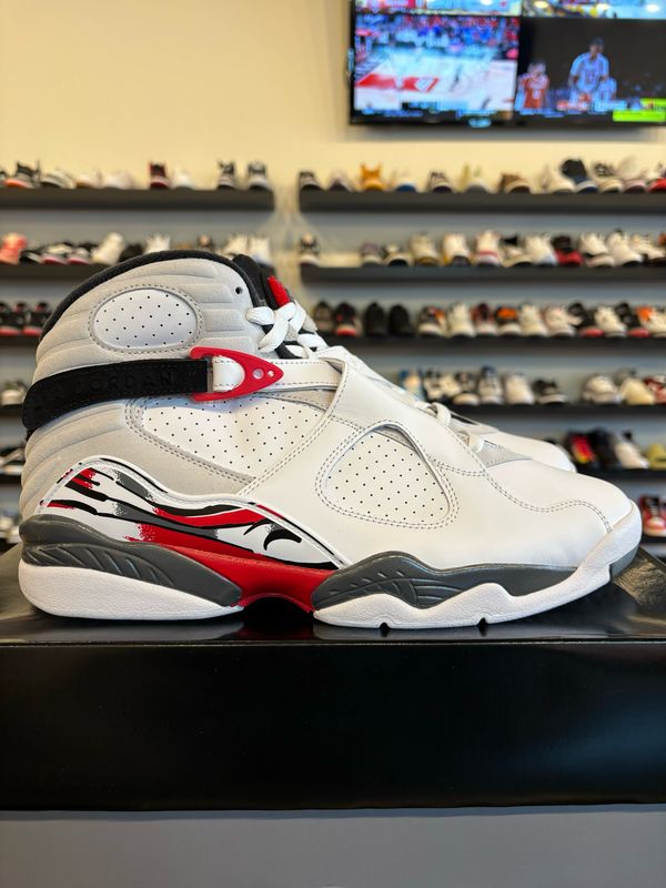 Jordan 8 Bugs Bunny 2025 Size 11 Brand New