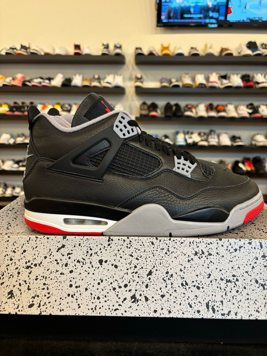 Jordan 4 Bred Reimagined Size 12 Pre-Owned
