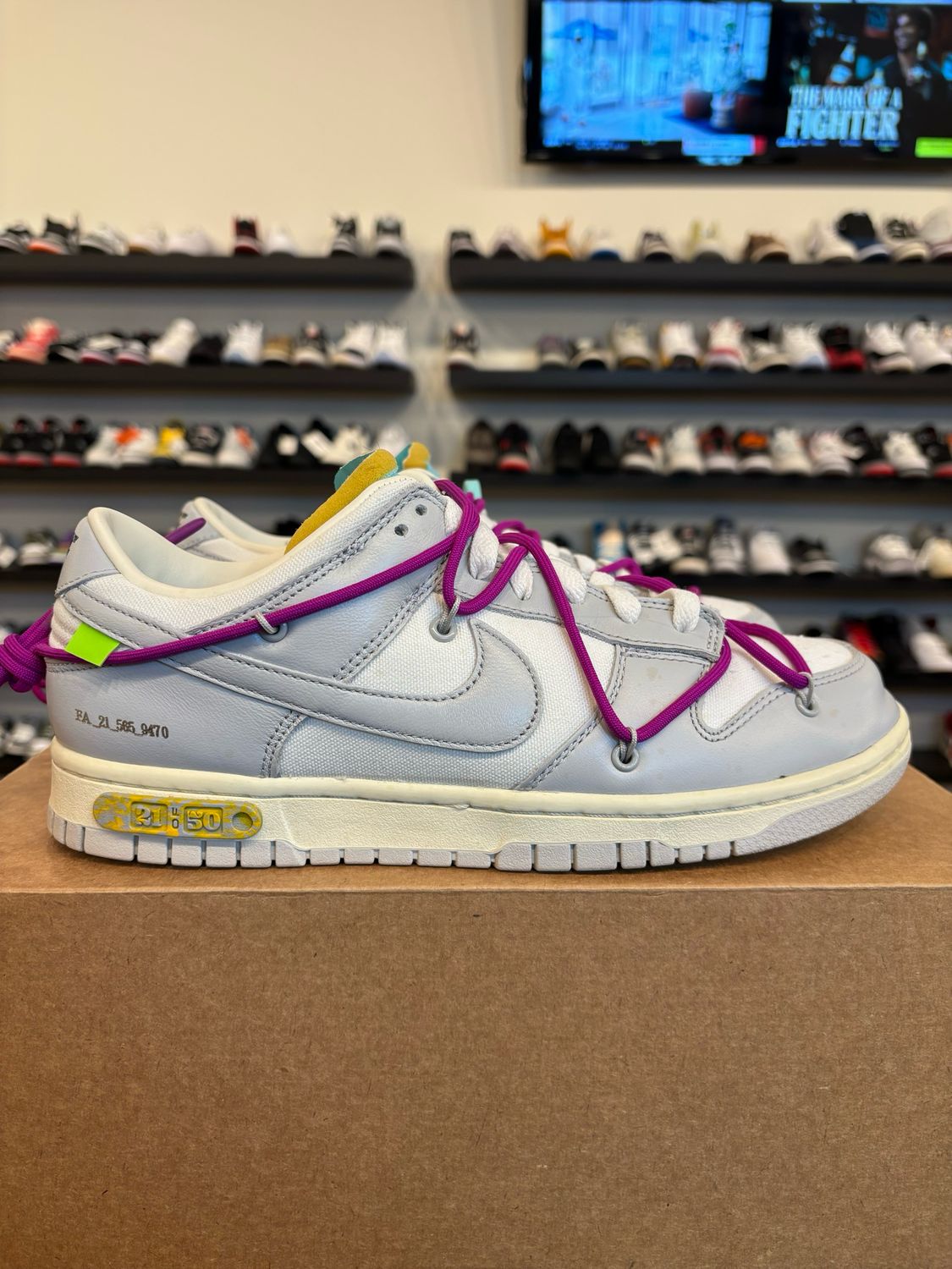 Nike Off-White Dunk Lot 21 Size 8.5 Pre-Owned (No Box)