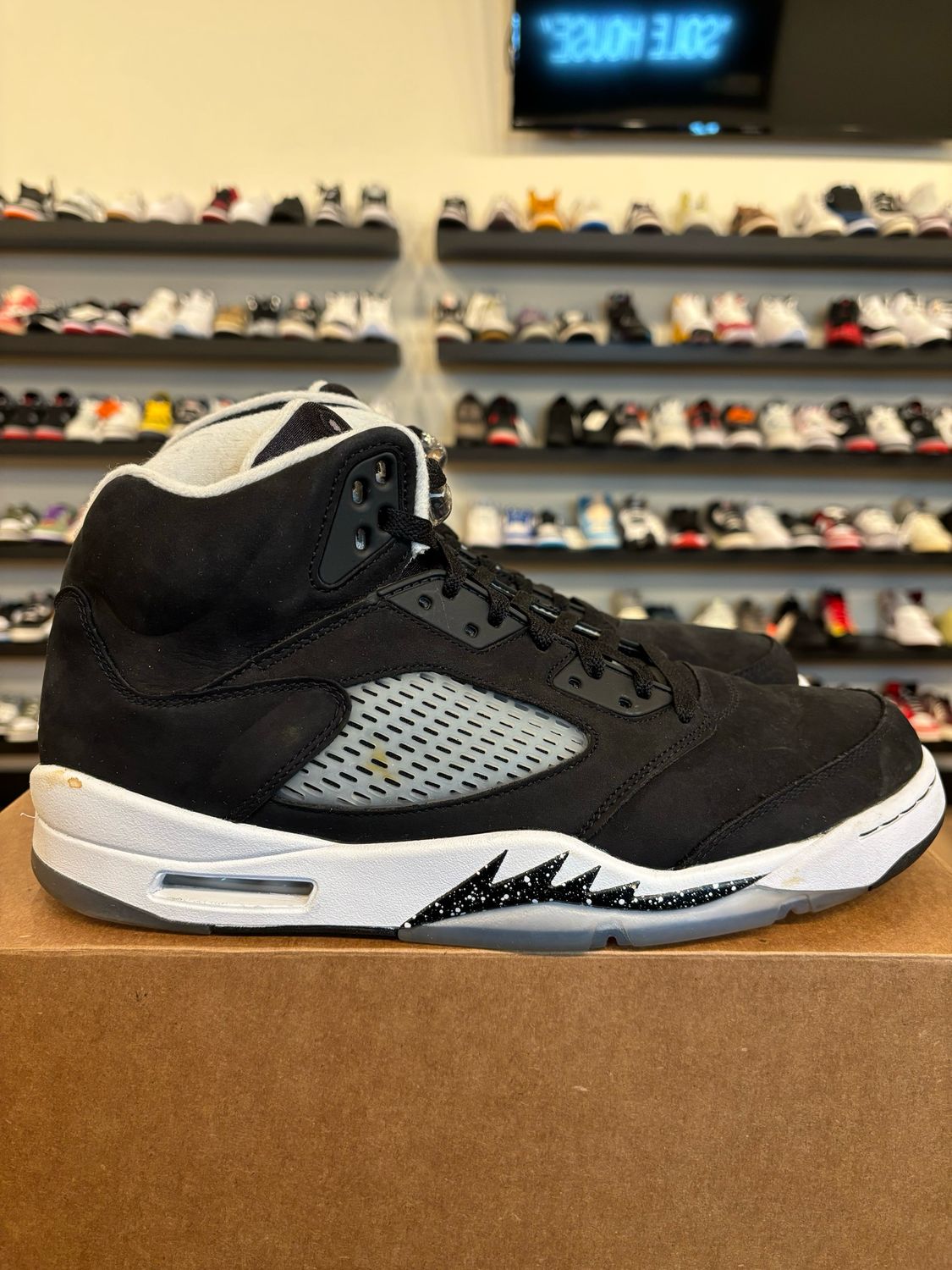 Jordan 5 Oreo Moonlight Size 11 Pre-Owned (No Box)