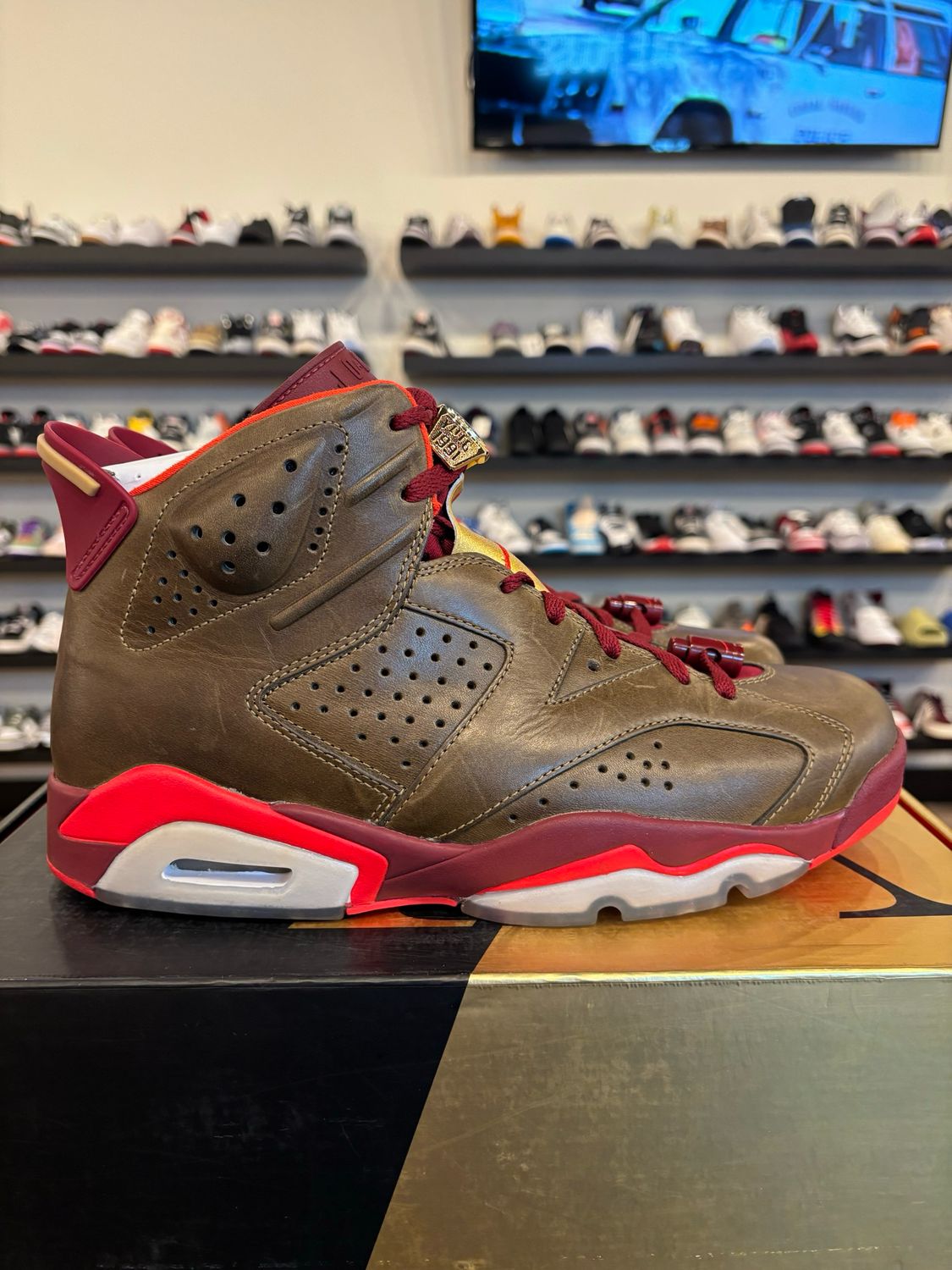 Jordan 6 Cigar Size 10 Brand New