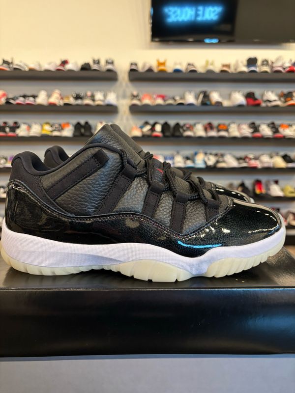Jordan 11 Low 72-10 Size 10 Brand New