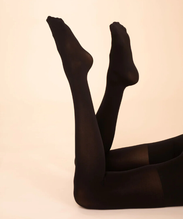 Threads Opaque Tight