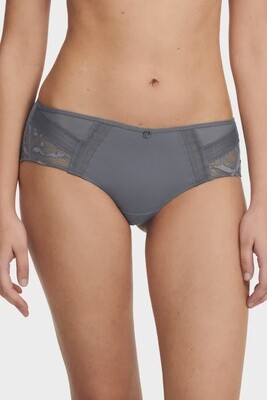 C11M4 True Lace Shorty