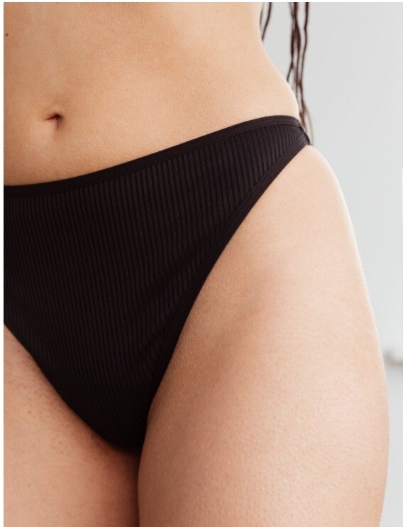 The Rib High Leg Thong, Size: S, Colour: Black