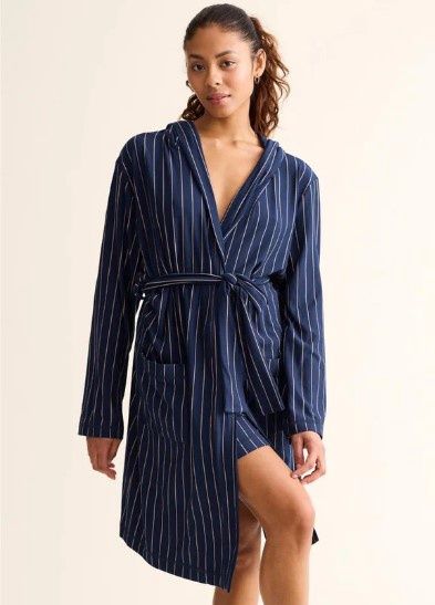 6322 Robe