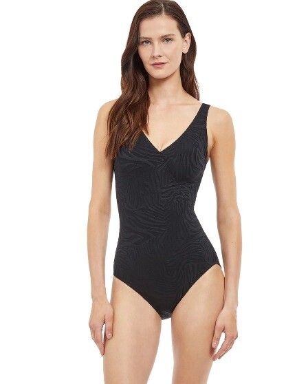 24AE158U One Piece
