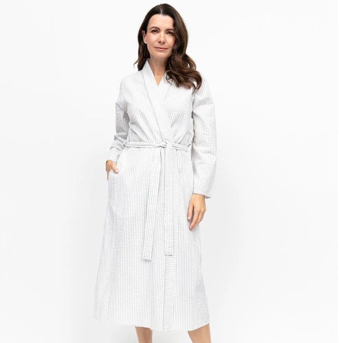 2362 Seersucker Dressing Gown