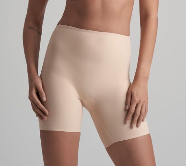 2400- Low Back Mid Waist Short, Colour: Beige, Size: S