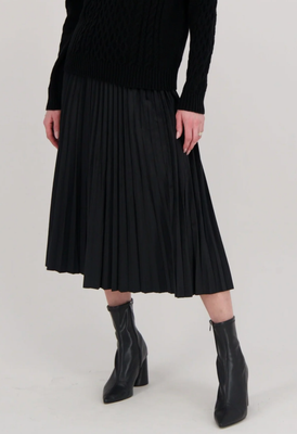 Velvet Pleated Skirt- Black
