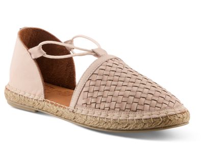 SpringStep: Clovae