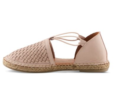 SpringStep: Clovae