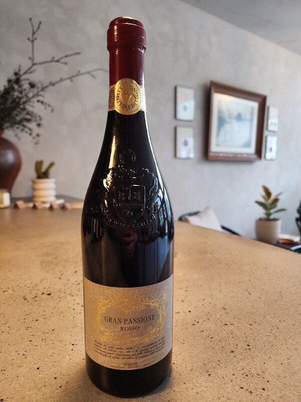 Gran Passione Rosso (Off-dry Red)