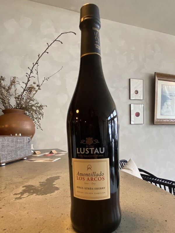 Lustau Amontillado - Los Arcos Sherry