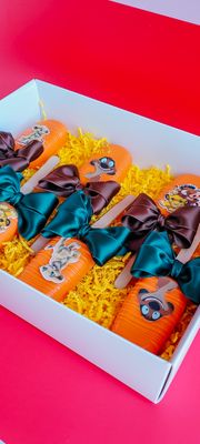 Cakesicles & Cakecones (6)