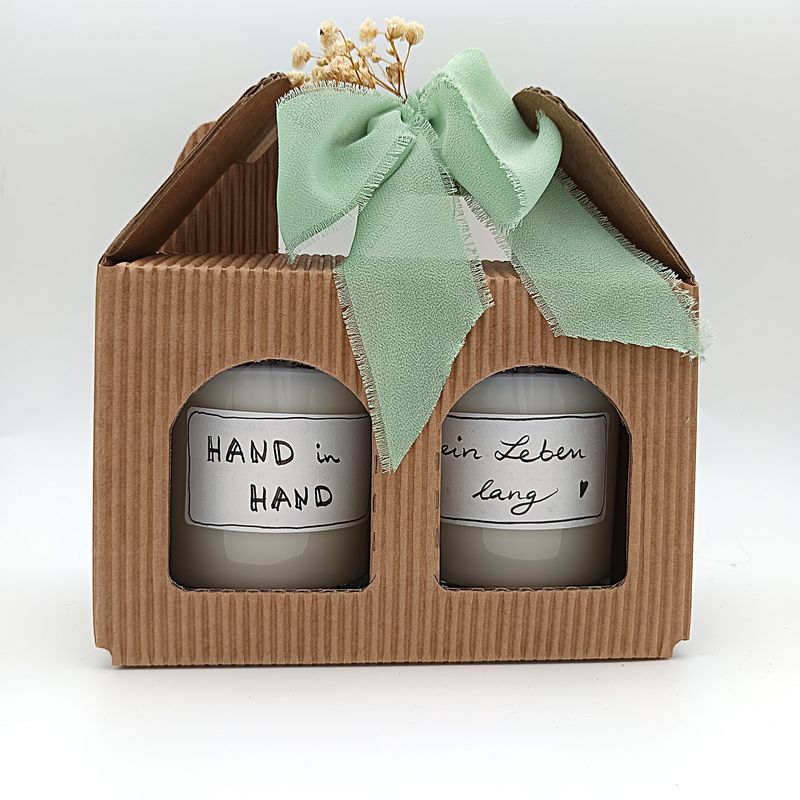 Hochzeitsgeschenk-Set 2er Kerzen - Hand in Hand ein Leben Lang - mit Herzdekor