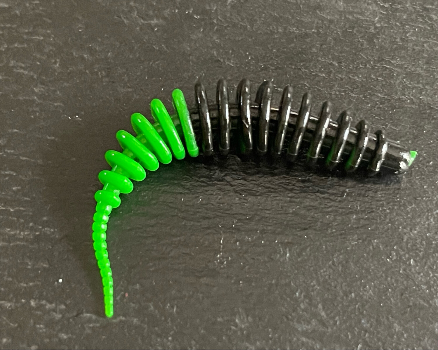UL Troutworm 6,5cm (Schwarz Grün)