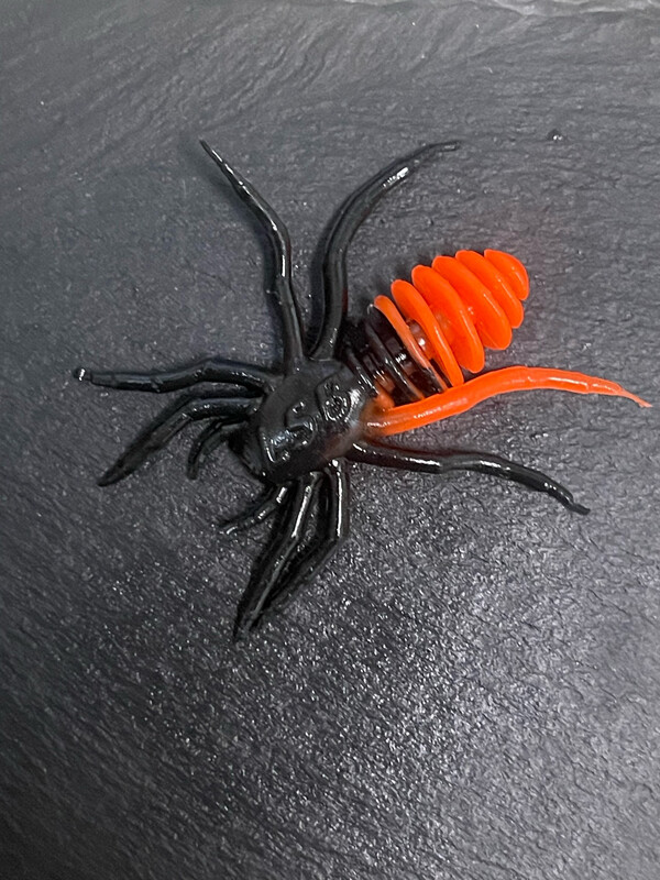 Die Spinne 3,5cm (Schwarz Orange)